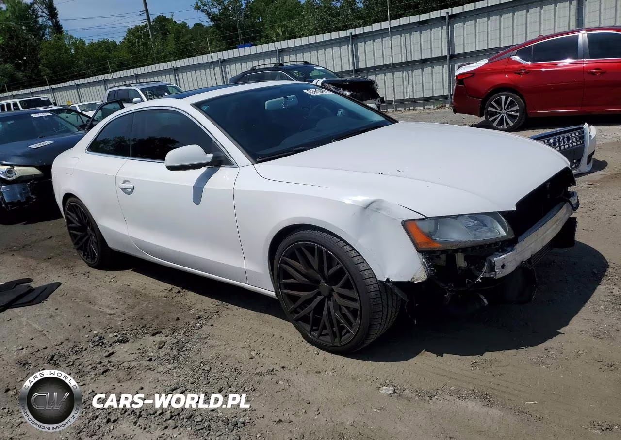 2010 Audi A5 Premium VIN:WAUCFAFR4AA053946 - 4