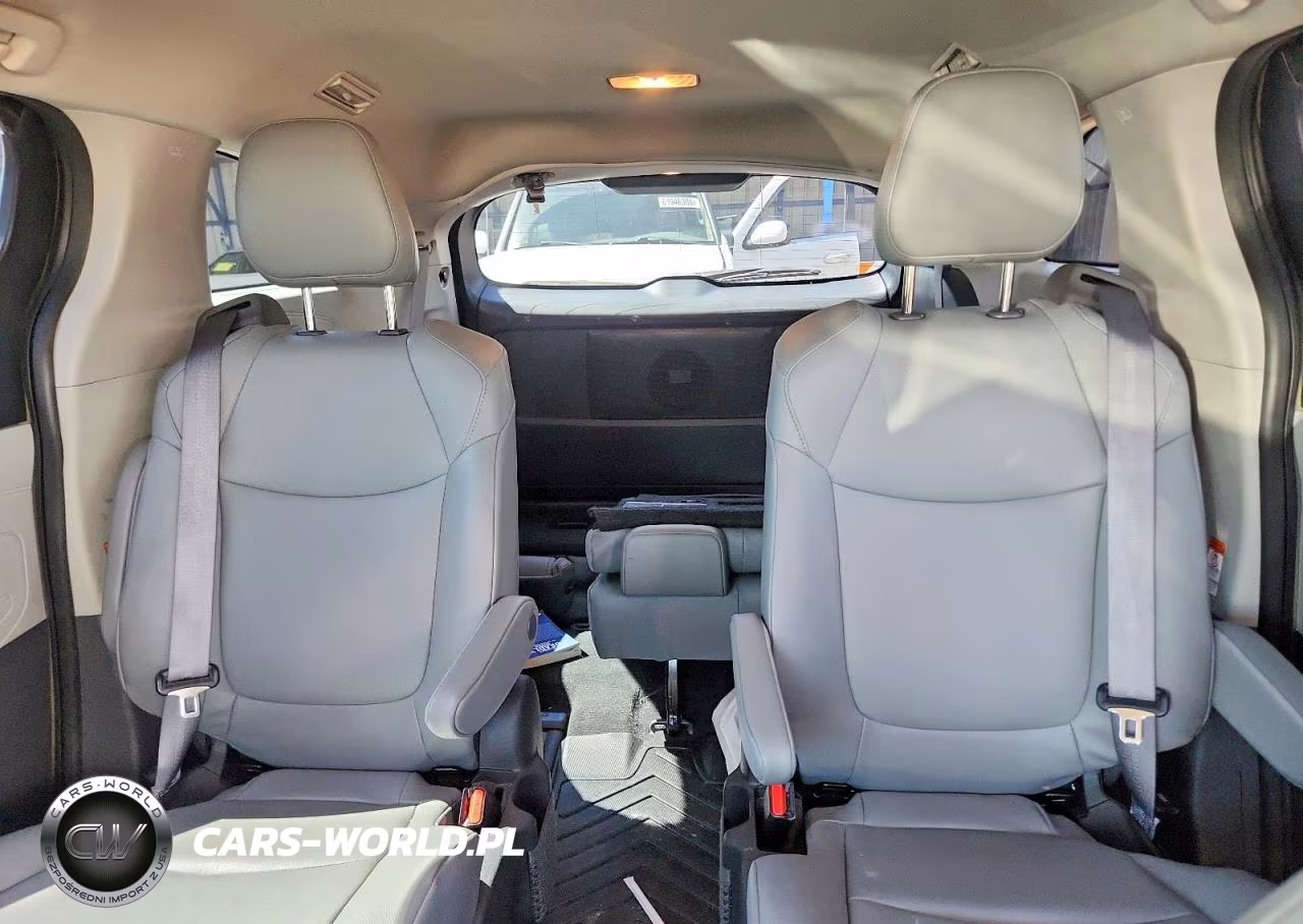 2024 Toyota Sienna Xle 7-Passenger VIN:5TDJSKFC7RS141492 - 10