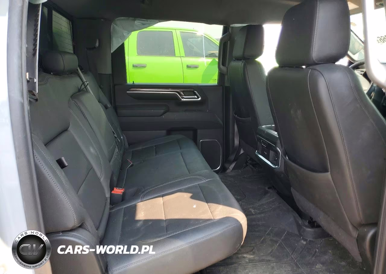 2024 Chevrolet Silverado K2500 Slide-In Camper VIN:2GC4YPEY8R1235085 - 10