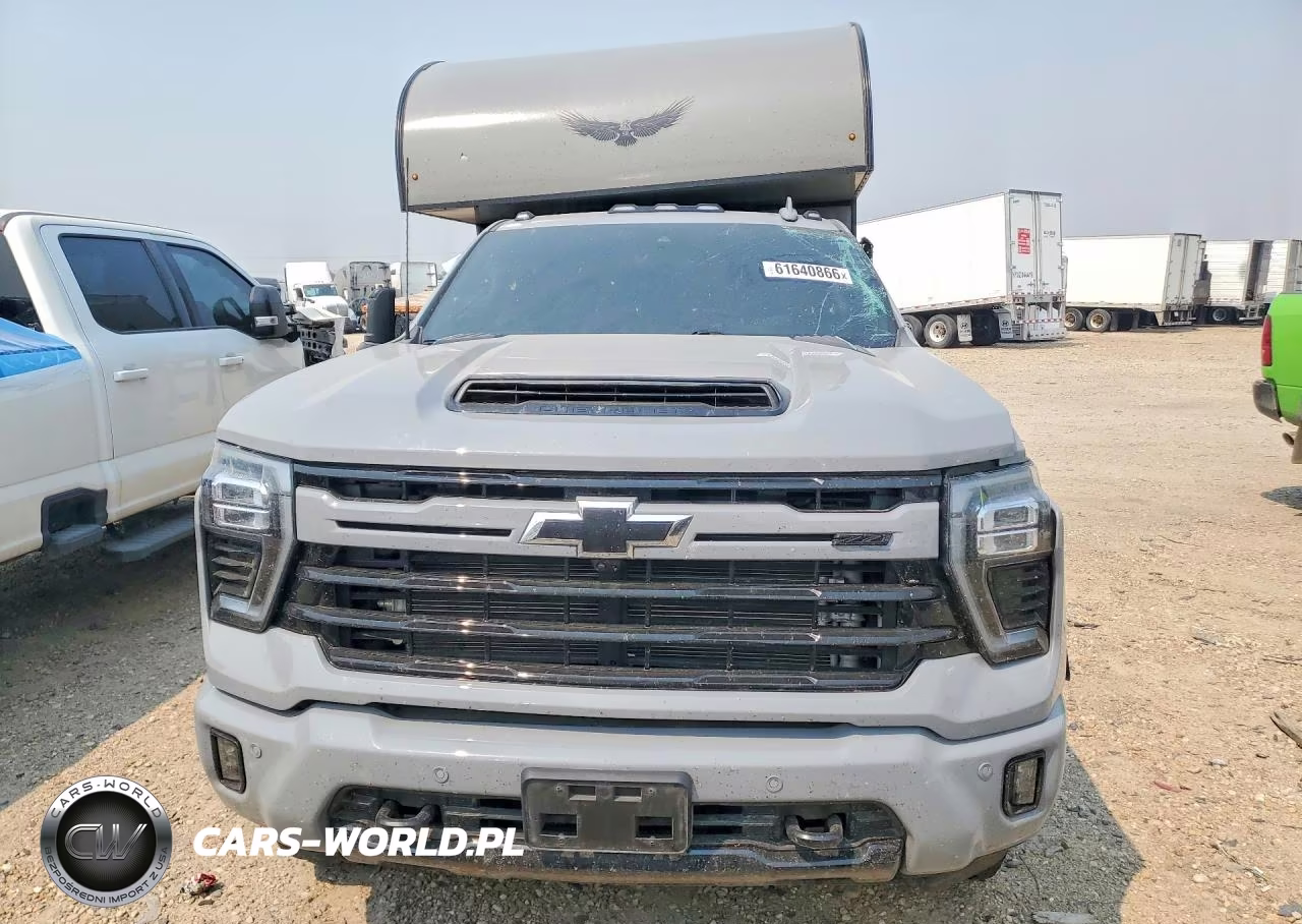 2024 Chevrolet Silverado K2500 Slide-In Camper VIN:2GC4YPEY8R1235085 - 5