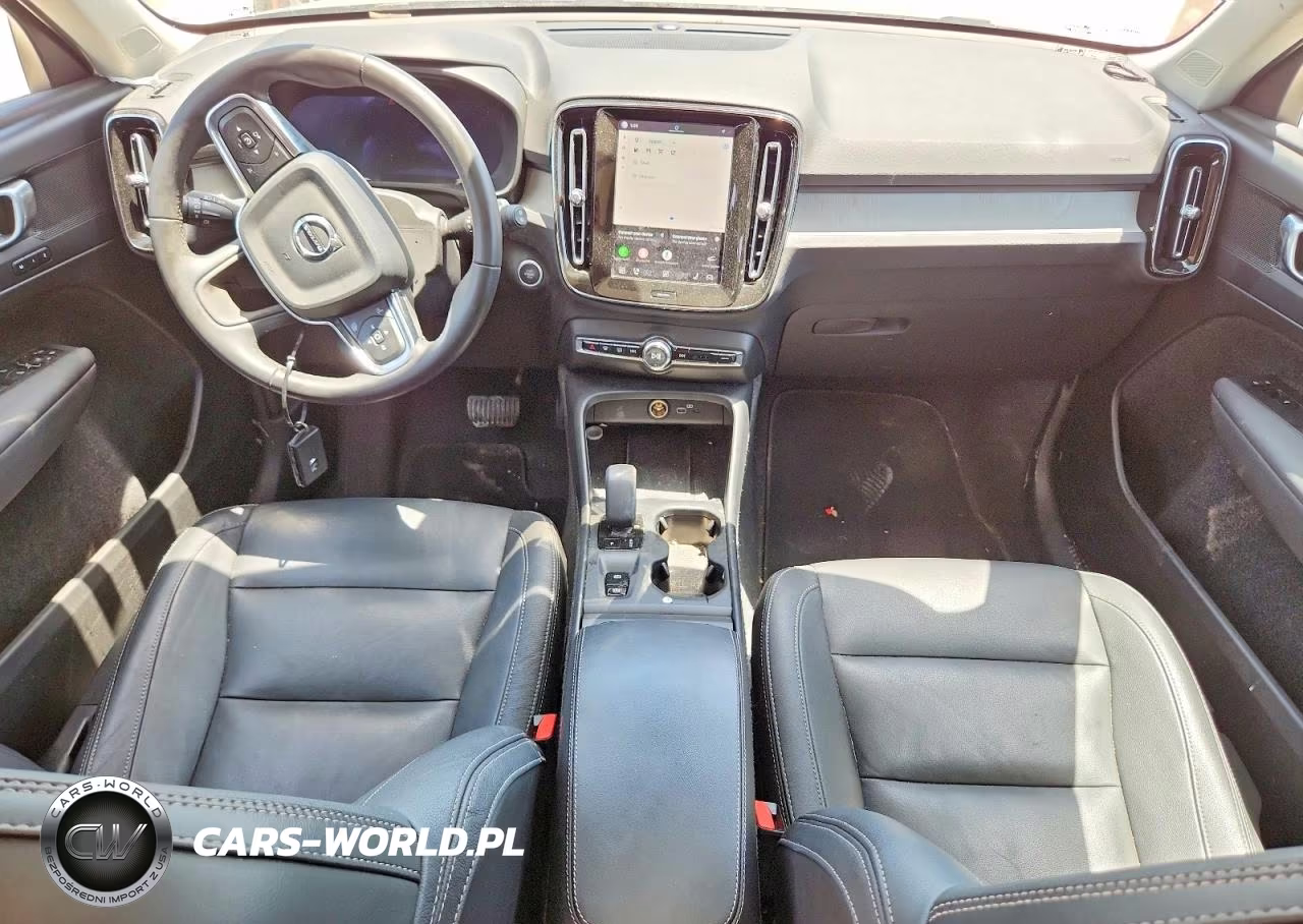 2025 Volvo Xc40 Core VIN:YV4L12UJ1S2558064 - 8