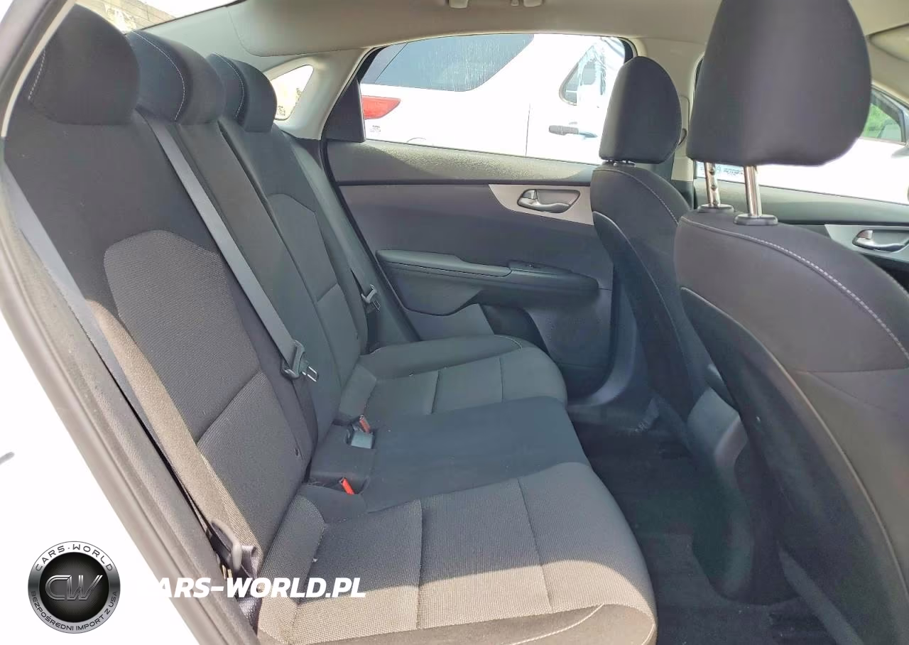 2023 Kia Forte Lxs VIN:3KPF24AD6PE615120 - 10
