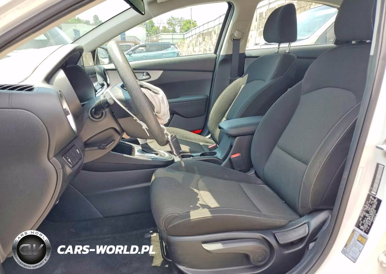 2023 Kia Forte Lxs VIN:3KPF24AD6PE615120 - 7