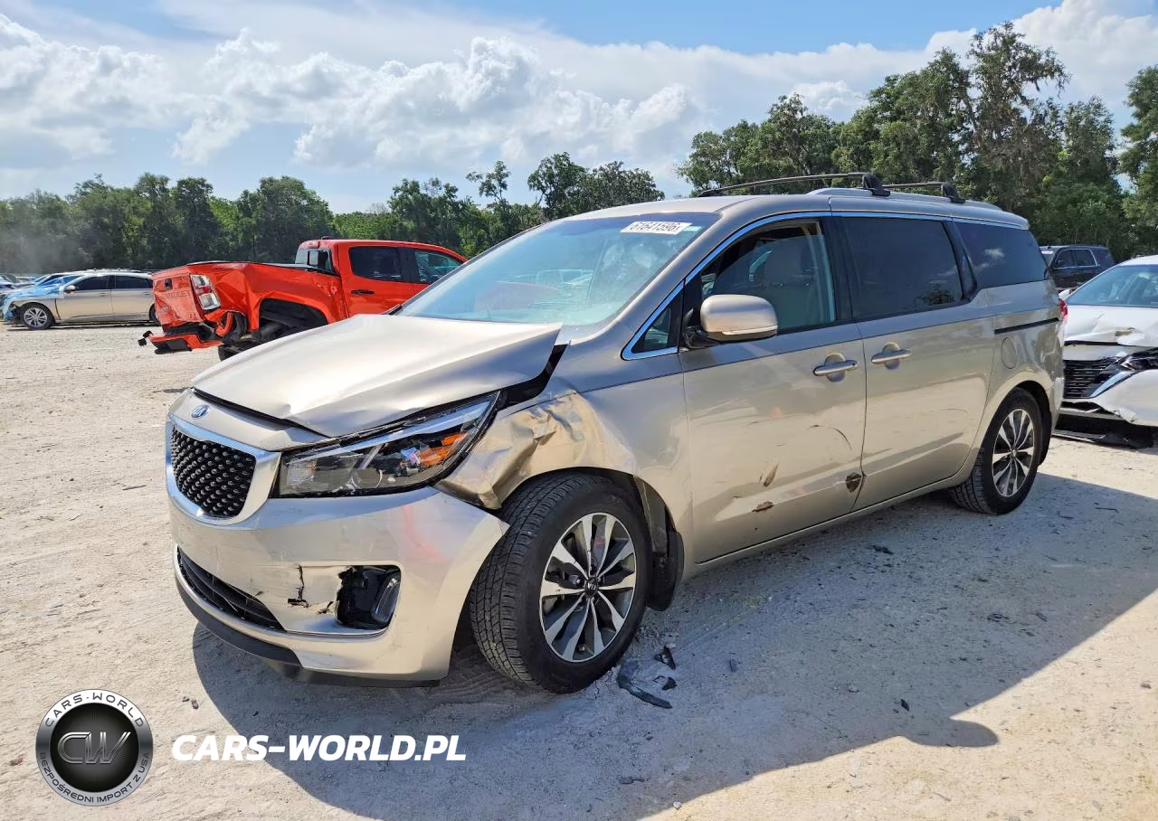 2015 Kia Sedona Sx