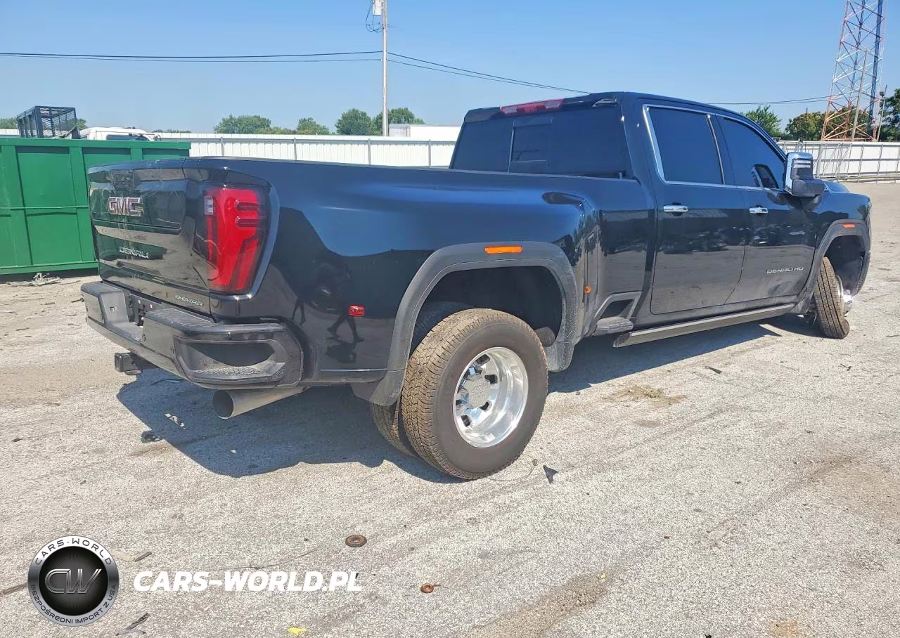 2026 GMC Sierra K3500 Denali VIN:1GT4UWEY3TF214036 - 3