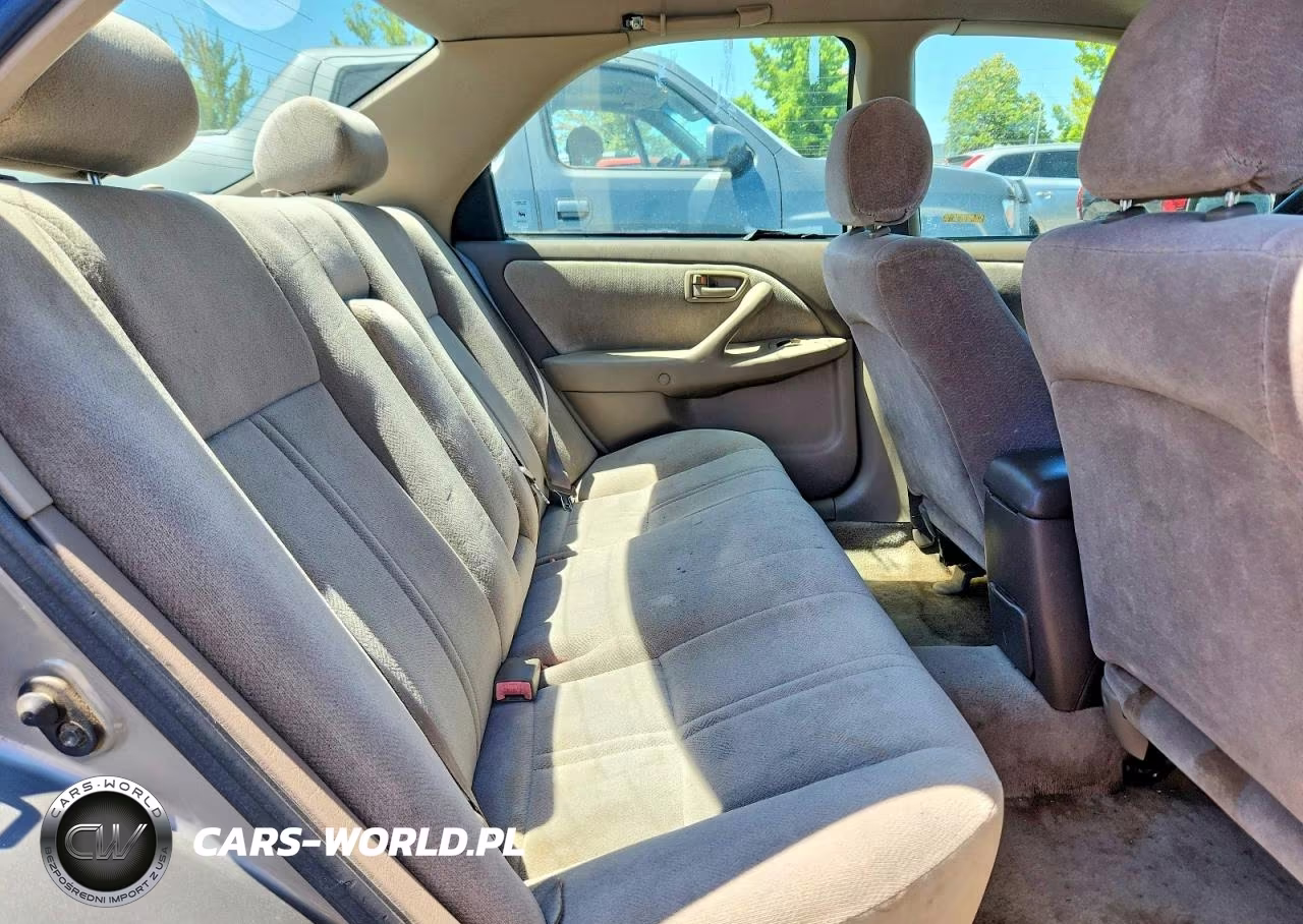 2000 Toyota Camry Ce VIN:4T1BG22K9YU670547 - 10