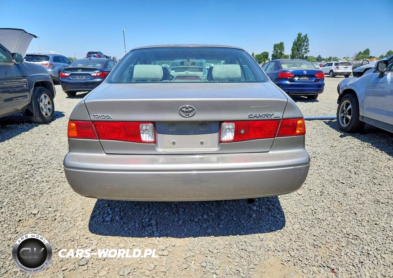 2000 Toyota Camry Ce VIN:4T1BG22K9YU670547 - 6