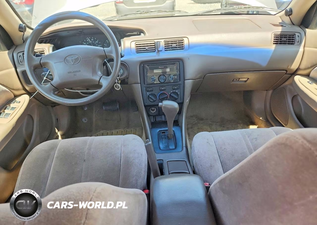 2000 Toyota Camry Ce VIN:4T1BG22K9YU670547 - 8