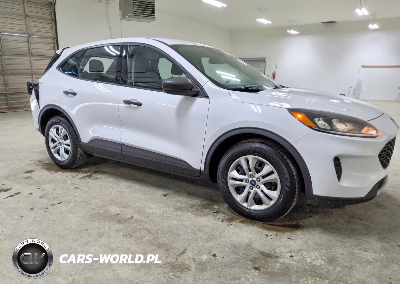 2020 Ford Escape S VIN:1FMCU0F68LUC60913 - 4