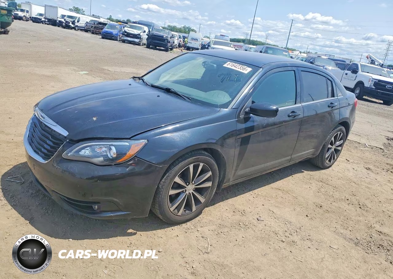 2014 Chrysler 200 Touring – zdjęcie 1 z 12