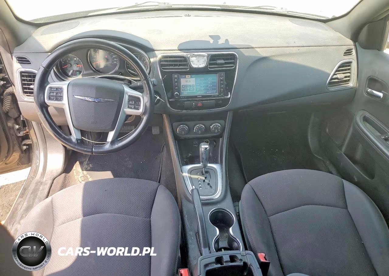 2014 Chrysler 200 Touring VIN:1C3CCBBGXEN132188 - 8