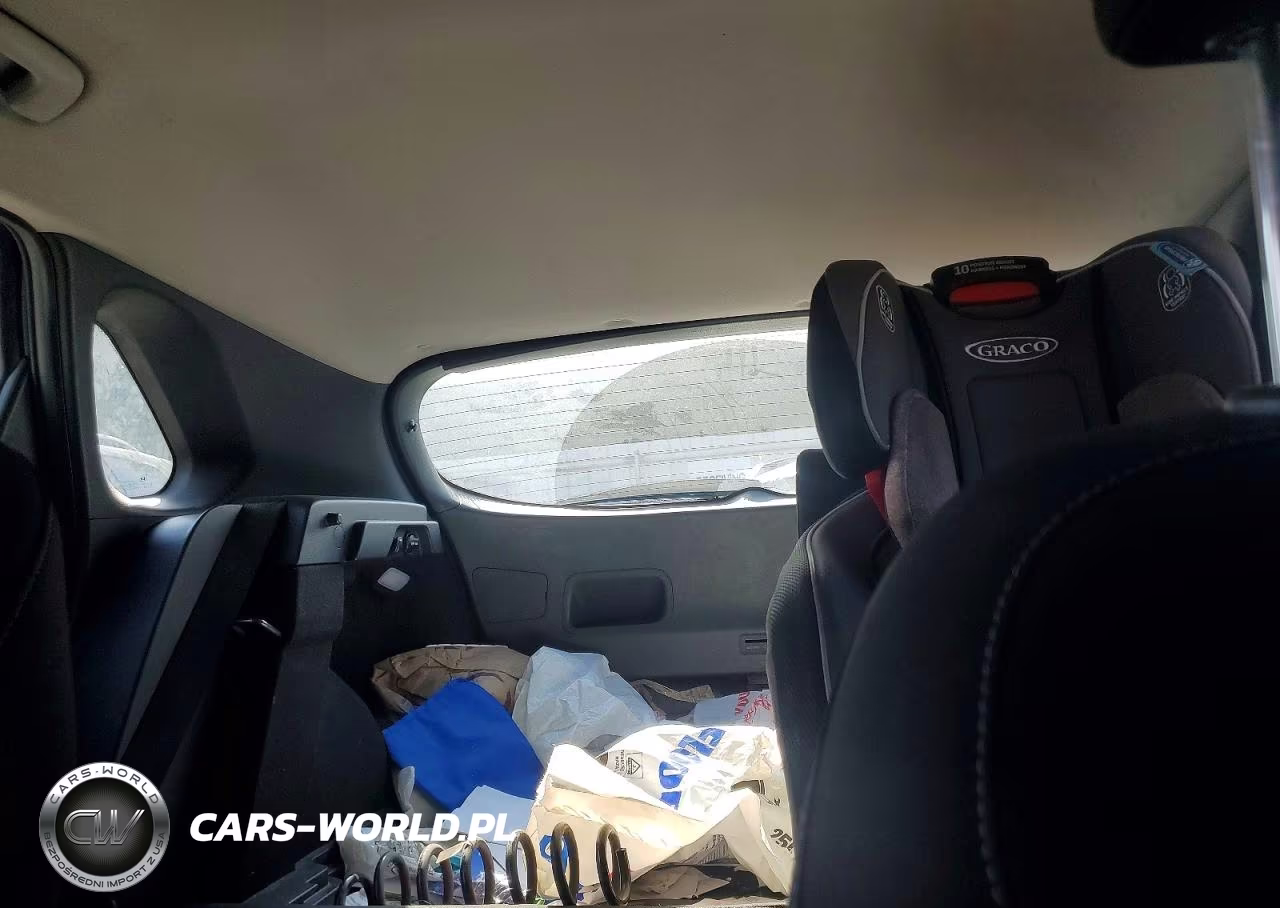 2019 Hyundai Elantra Gt Base VIN:KMHH35LE5KU102447 - 10