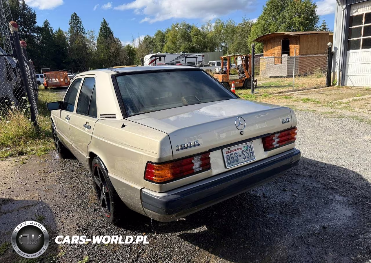 1989 Mercedes-Benz 190 E 2.6 VIN:WDBDA29D4KF628626 - 3