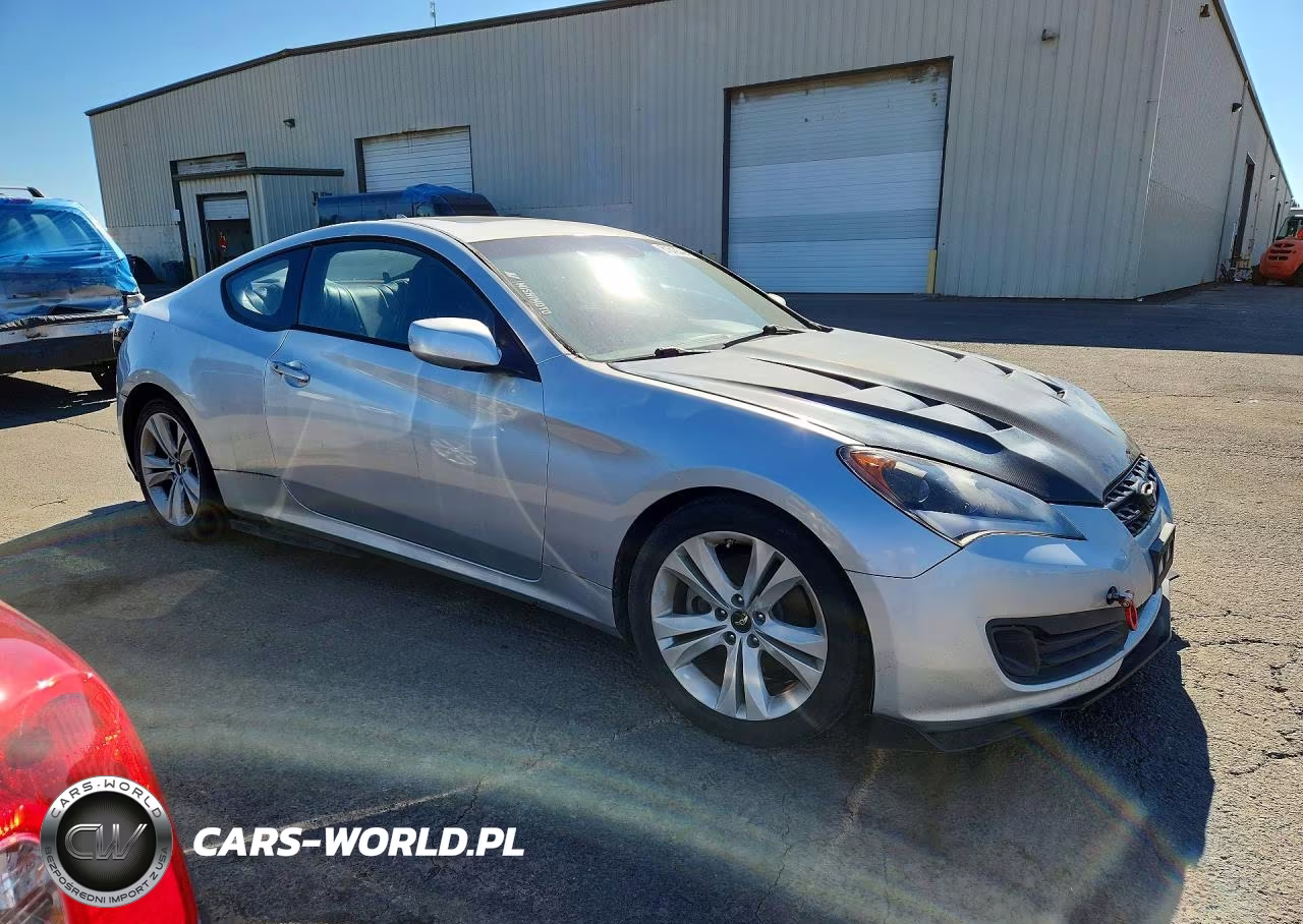2010 Hyundai Genesis Coupe 2.0T Premium VIN:KMHHT6KD2AU010208 - 4
