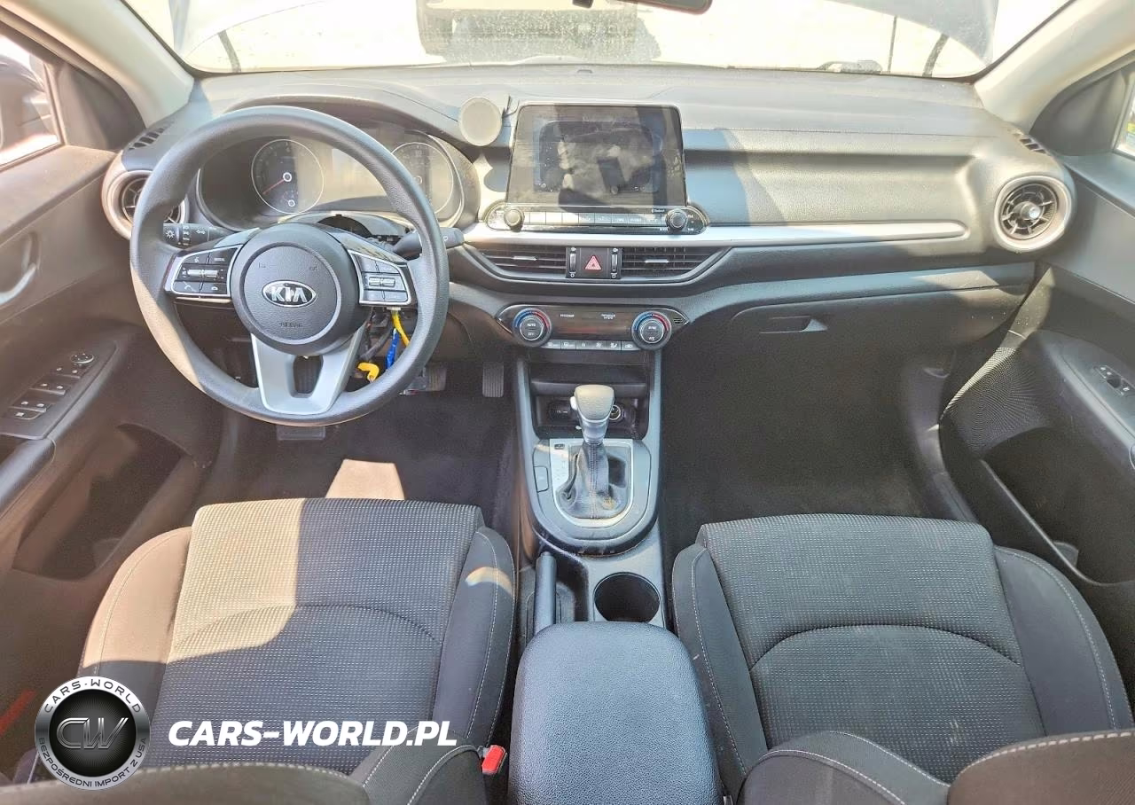 2019 Kia Forte Lxs VIN:3KPF24AD7KE095485 - 8
