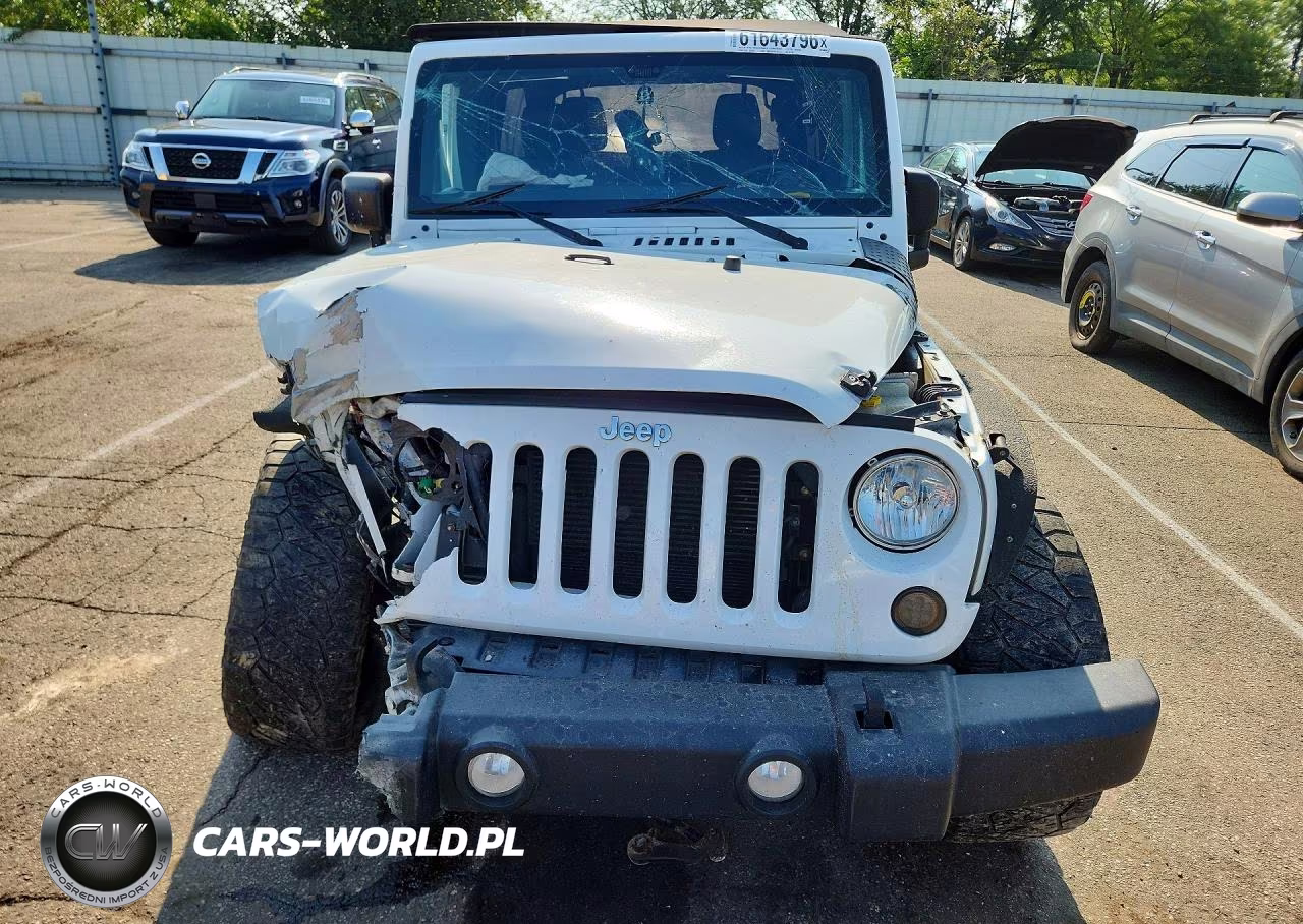 2017 Jeep Wrangler Unlimited Sport VIN:1C4BJWDG4HL561196 - 5