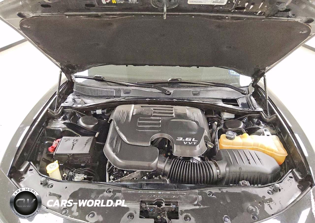 2018 Dodge Charger Sxt Plus VIN:2C3CDXHG1JH176388 - 11