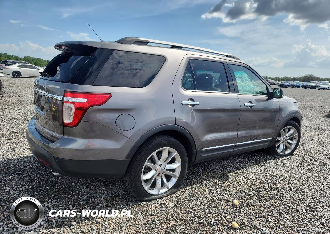 2011 Ford Explorer Xlt VIN:1FMHK7D81BGA49042 - 3