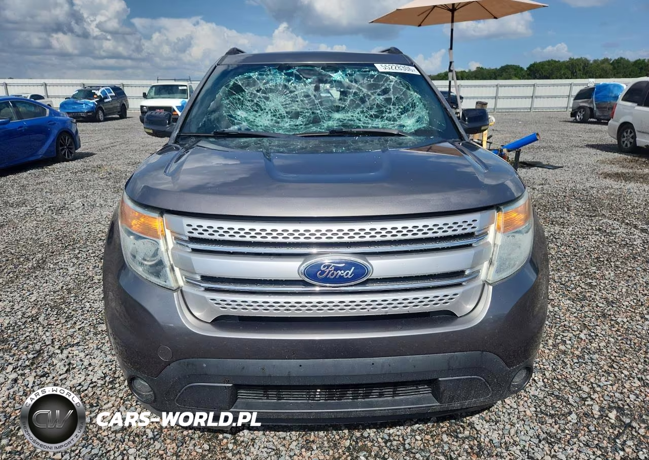 2011 Ford Explorer Xlt VIN:1FMHK7D81BGA49042 - 5