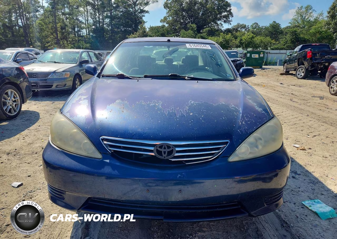 2005 Toyota Camry Le VIN:4T1BE32K25U074669 - 5