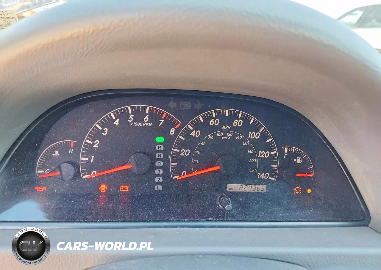 2005 Toyota Camry Le VIN:4T1BE32K25U074669 - 9