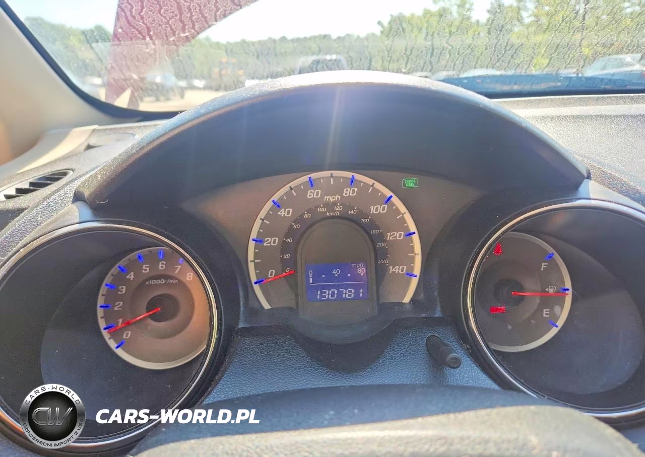 2012 Honda Fit Sport VIN:JHMGE8G52CC000714 - 9