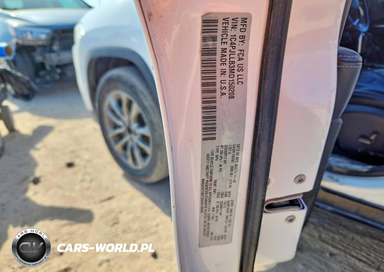 2021 Jeep Cherokee Latitude Plus VIN:1C4PJLLB3MD150208 - 13