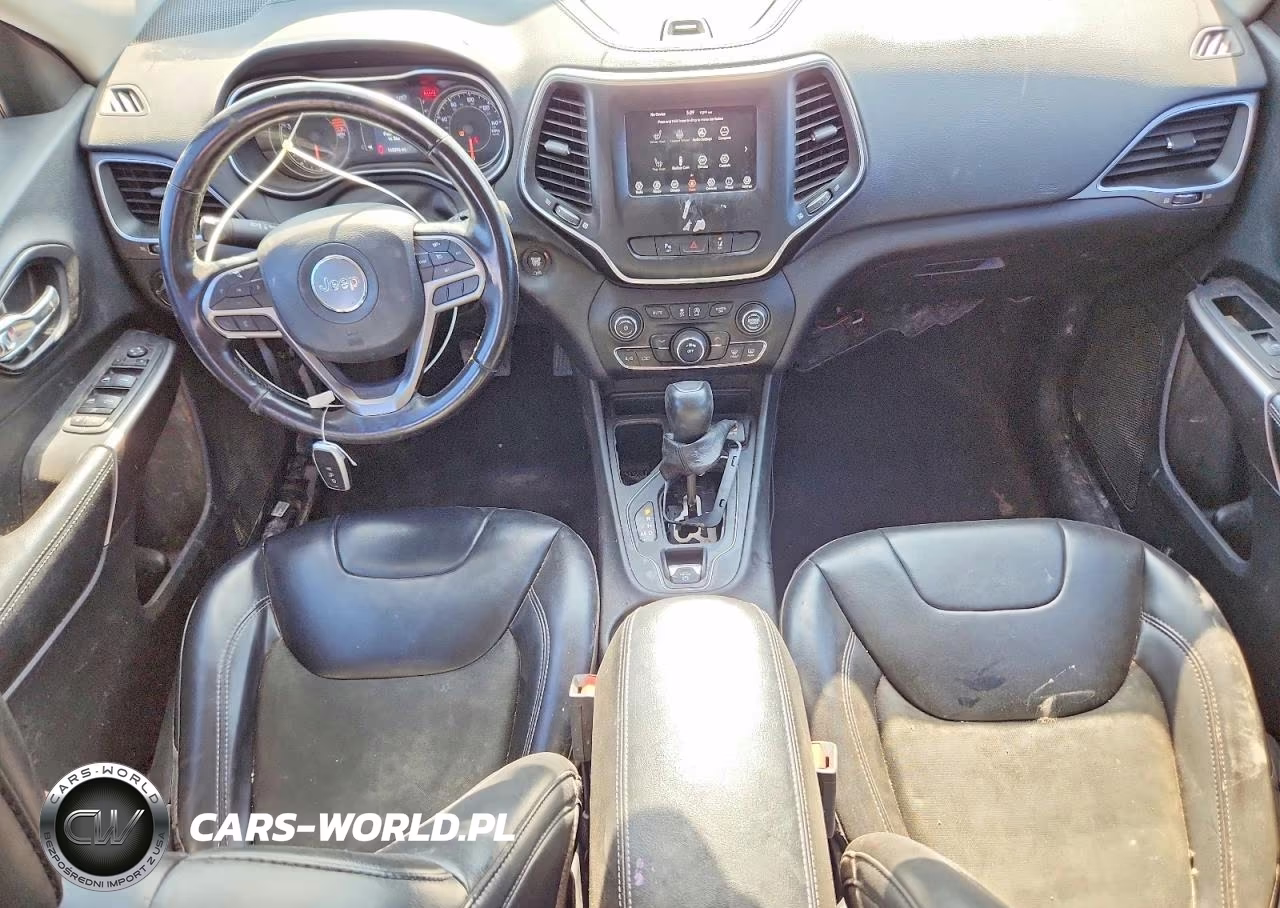 2021 Jeep Cherokee Latitude Plus VIN:1C4PJLLB3MD150208 - 8