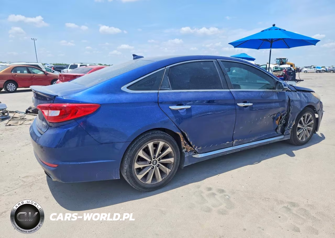 2015 Hyundai Sonata Sport VIN:5NPE34AFXFH080247 - 3