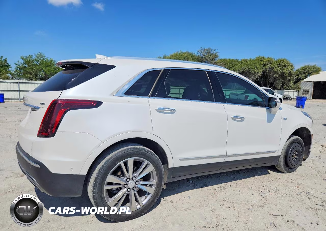 2023 Cadillac Xt5 Premium Luxury VIN:1GYKNCRS2PZ153205 - 3