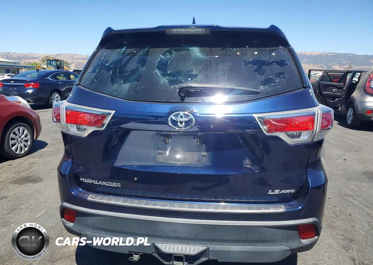 2015 Toyota Highlander Le Plus VIN:5TDBKRFH4FS219912 - 6