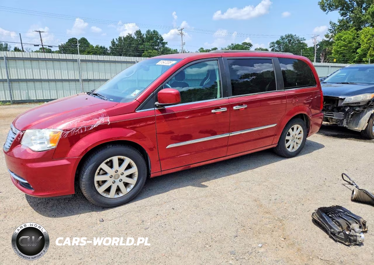 2015 Chrysler Town & Country Touring