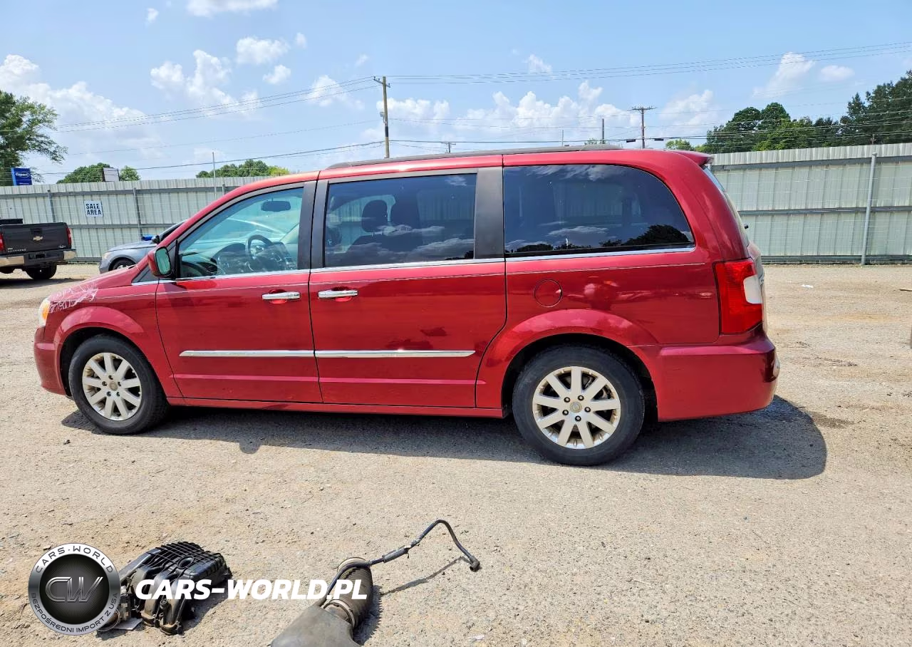 2015 Chrysler Town & Country Touring VIN:2C4RC1BG5FR657390 - 2