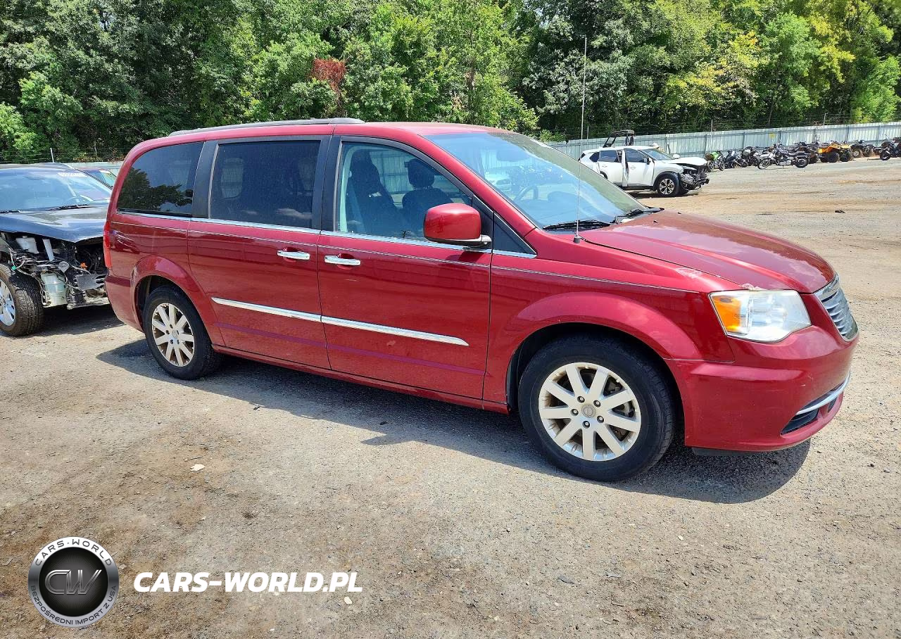 2015 Chrysler Town & Country Touring VIN:2C4RC1BG5FR657390 - 4