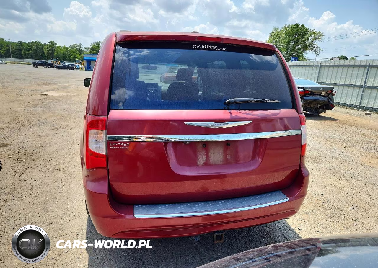 2015 Chrysler Town & Country Touring VIN:2C4RC1BG5FR657390 - 6