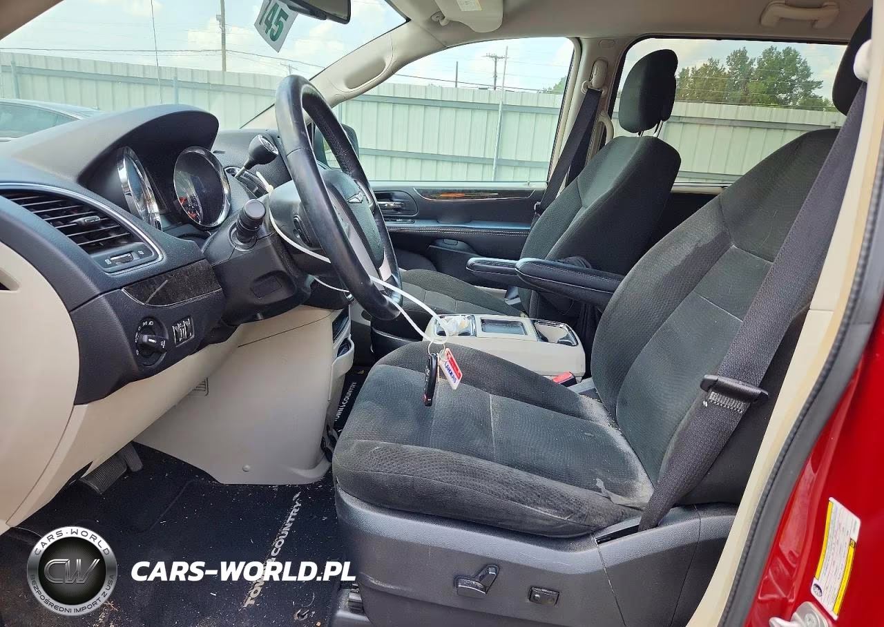2015 Chrysler Town & Country Touring VIN:2C4RC1BG5FR657390 - 7