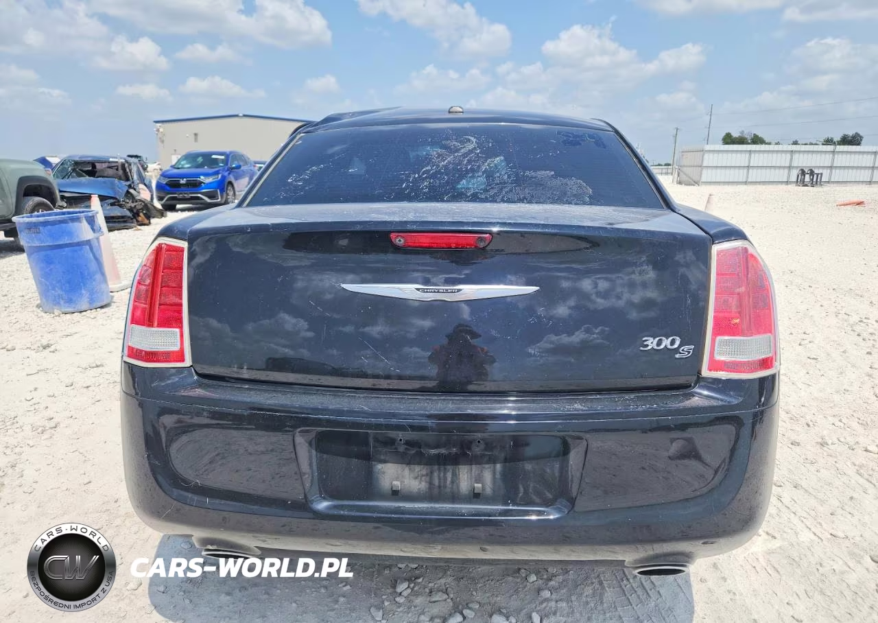 2014 Chrysler 300 S VIN:2C3CCABG4EH202965 - 6
