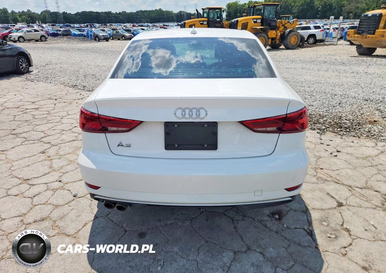 2018 Audi A3 Premium VIN:WAUAUGFF7J1005475 - 6