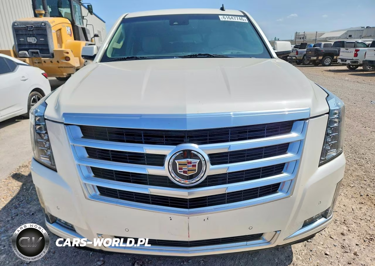 2015 Cadillac Escalade Luxury VIN:1GYS3BKJ1FR304261 - 5