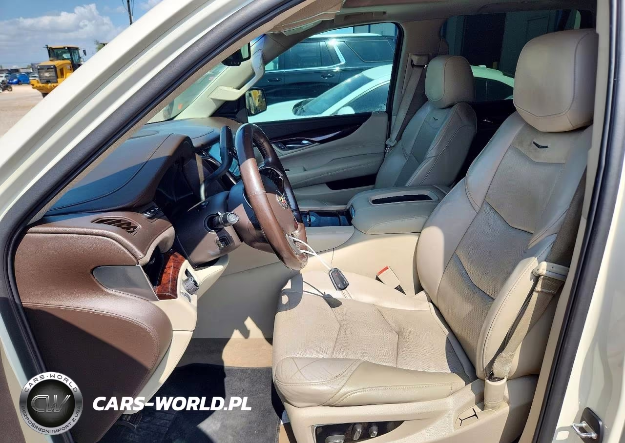 2015 Cadillac Escalade Luxury VIN:1GYS3BKJ1FR304261 - 7