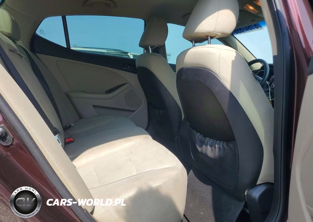 2012 Kia Optima Lx VIN:5XXGM4A72CG069152 - 10