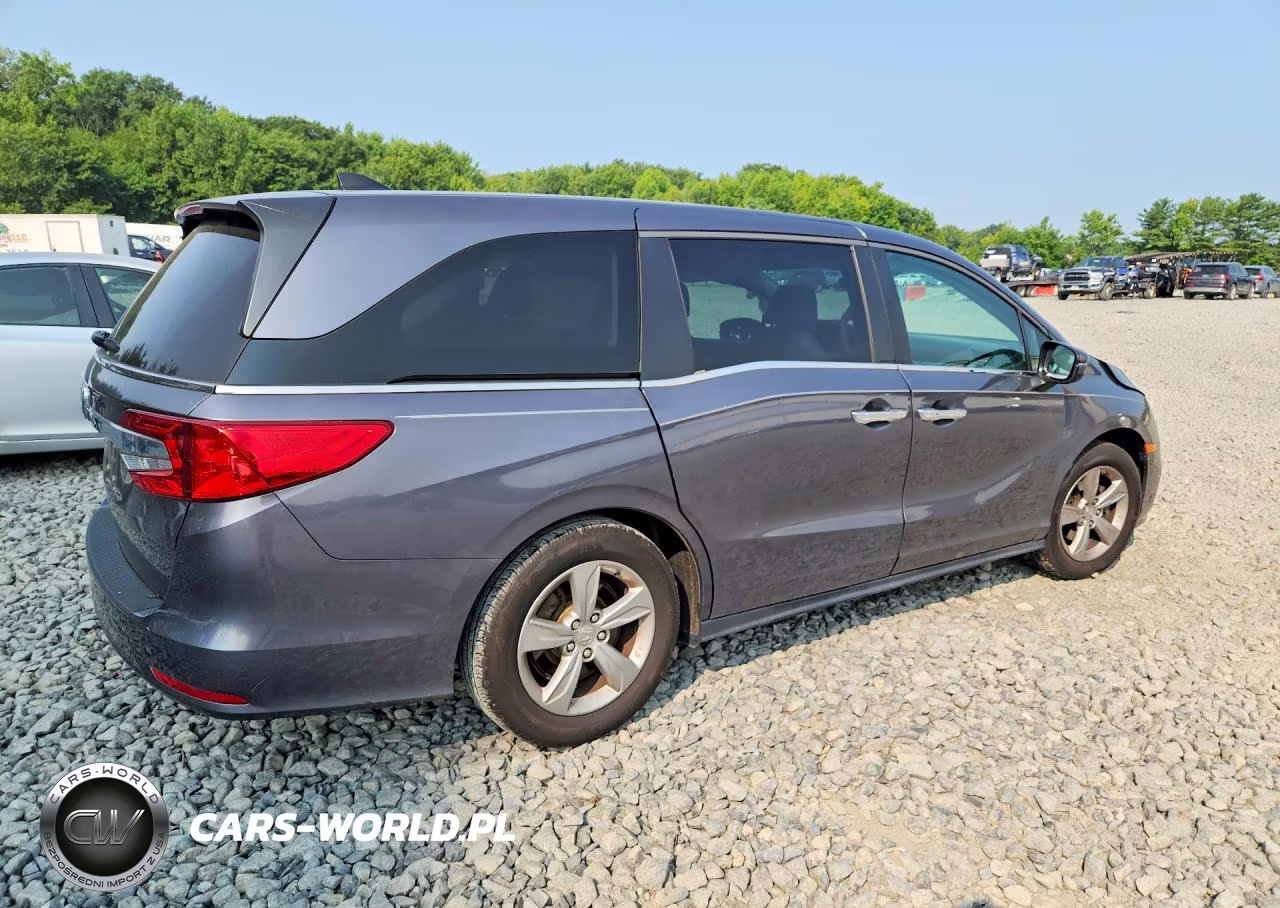 2018 Honda Odyssey Exl VIN:5FNRL6H79JB021256 - 3