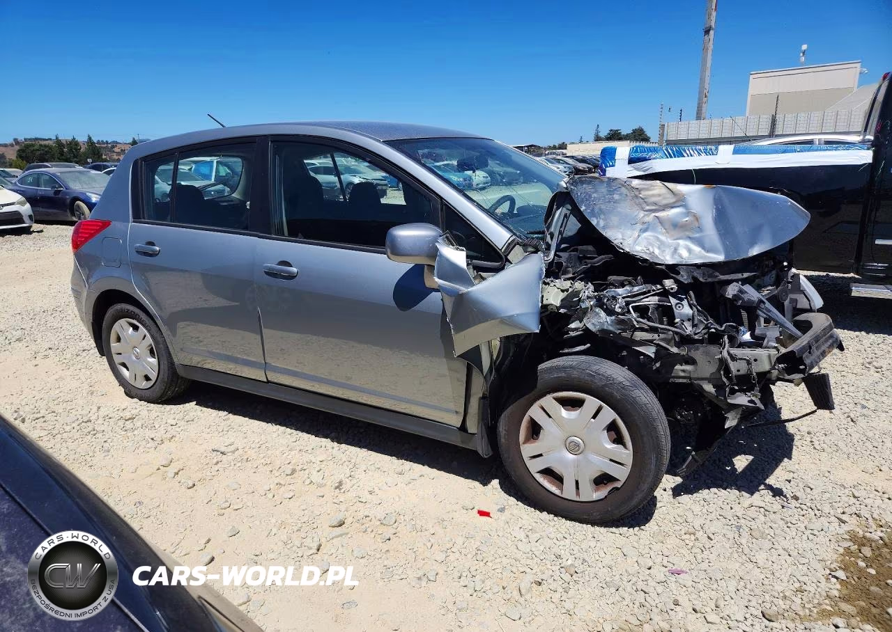 2010 Nissan Versa 1.8 S VIN:3N1BC1CP7AL414978 - 4