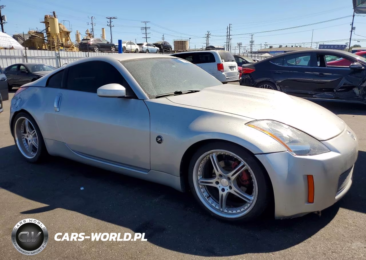 2003 Nissan 350Z Coupe VIN:JN1AZ34D23T108425 - 4