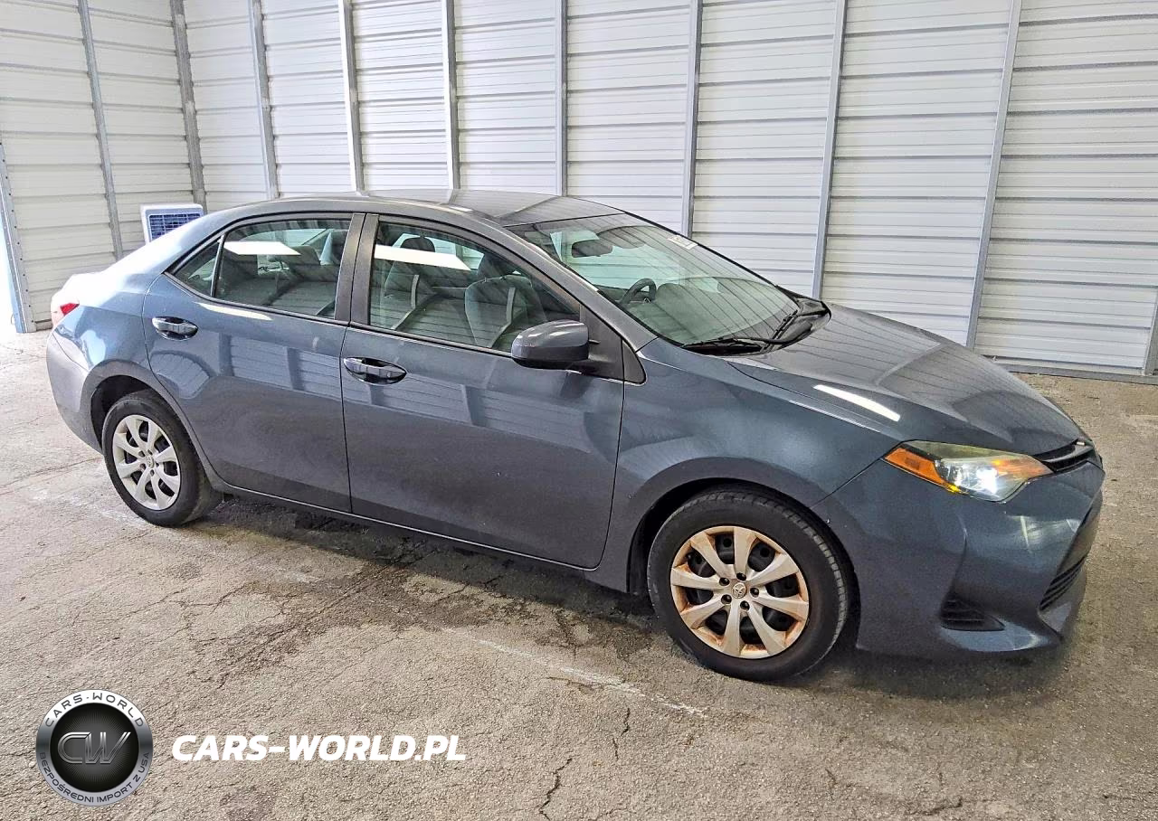2019 Toyota Corolla Le VIN:2T1BURHE4KC194753 - 4