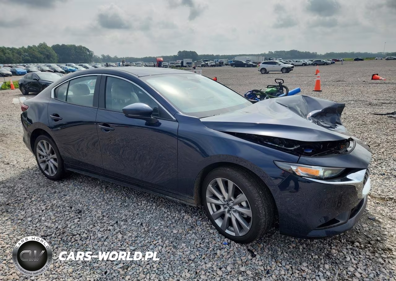 2026 Mazda 3 Preferred VIN:JM1BPACL0T1864657 - 4