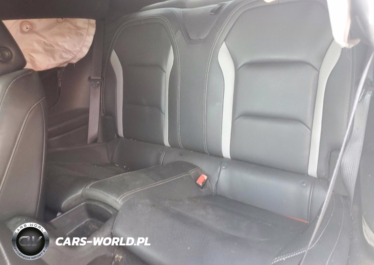 2019 Chevrolet Camaro Ss VIN:1G1FH1R7XK0131196 - 10