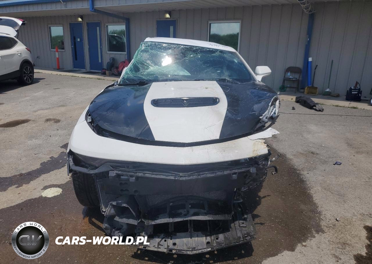 2019 Chevrolet Camaro Ss VIN:1G1FH1R7XK0131196 - 5