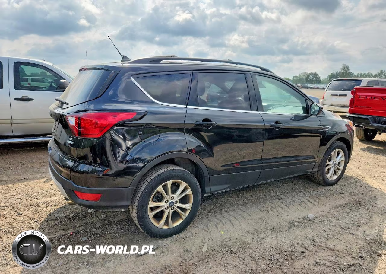 2019 Ford Escape Sel VIN:1FMCU9HD2KUB32469 - 3