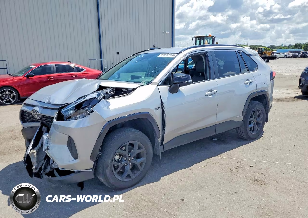 2024 Toyota Rav4 Hybrid Xle – zdjęcie 1 z 13